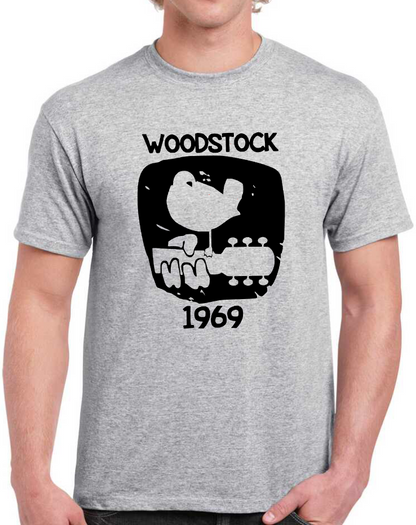 T-shirt avec WOODSTOCK 69