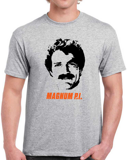 T-shirt with TOM SELLECK, MAGNUM, P.I.