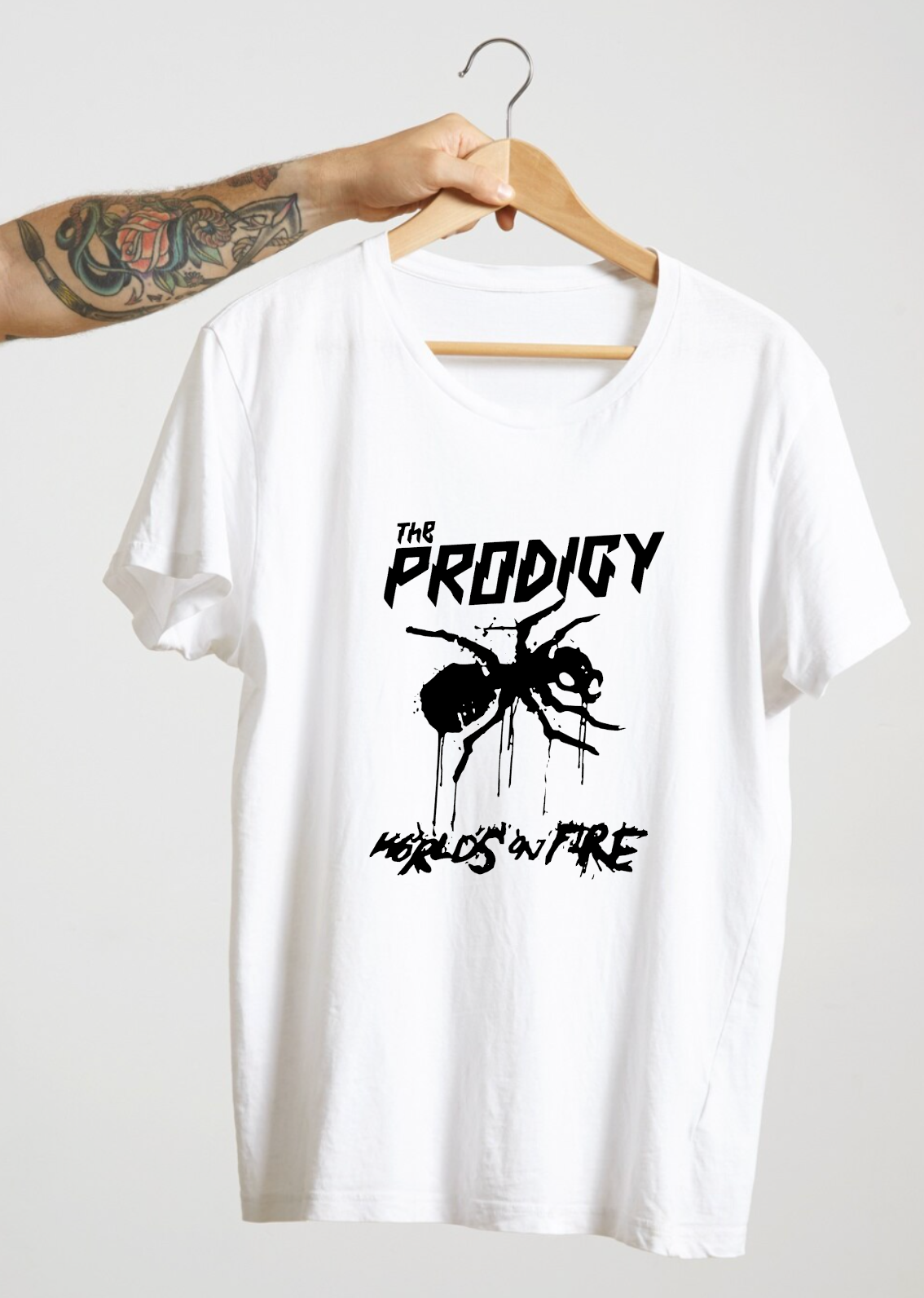 T-shirt THE PRODIGY WORLD ON FIRE