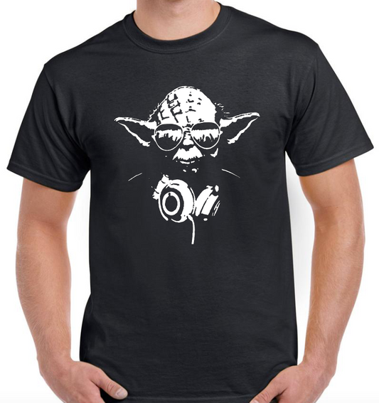 T-shirt with DJ MASTER YODA